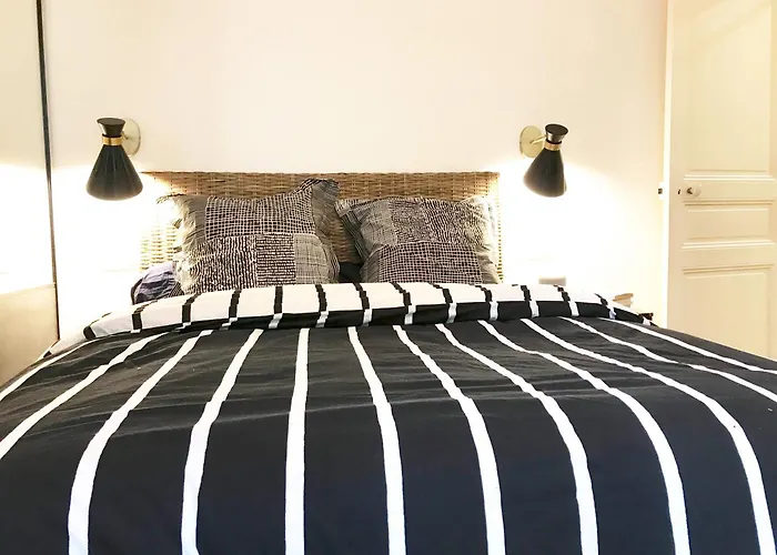 Montmartre Parisian - Full 51 M2 *