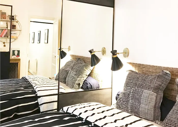 Apartment Montmartre Parisian - Full 51 M2 Paris