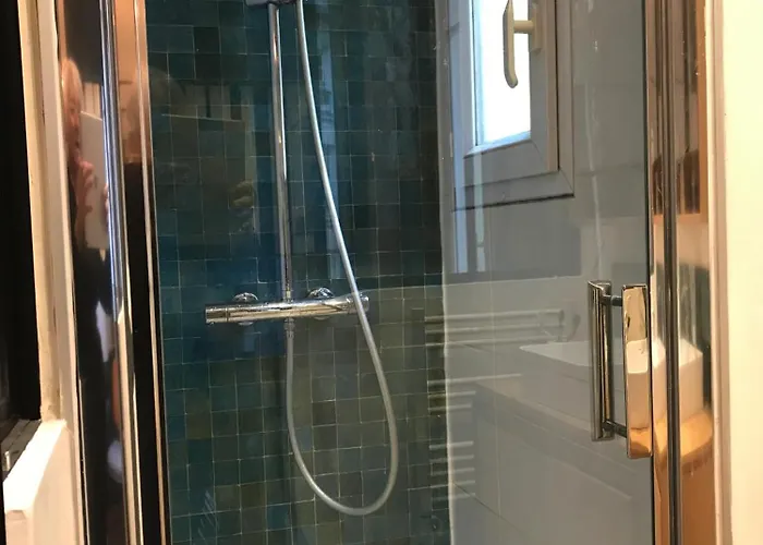 Montmartre Parisian - Full 51 M2