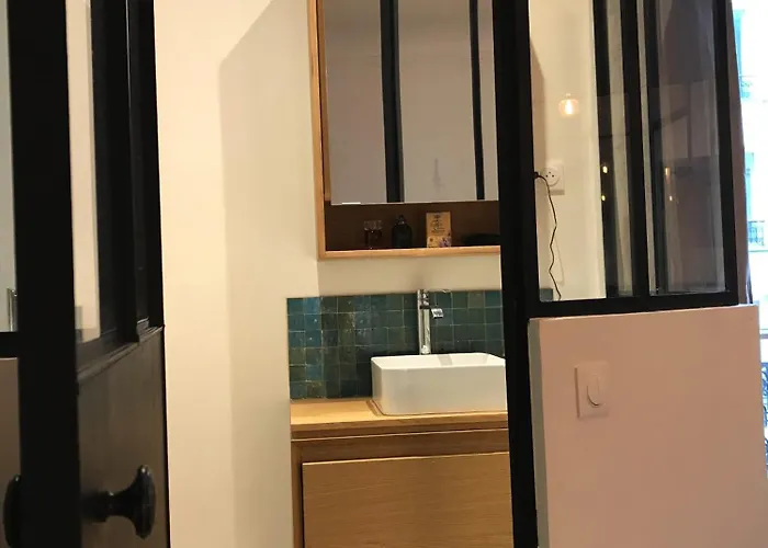 Apartment Montmartre Parisian - Full 51 M2 Paris